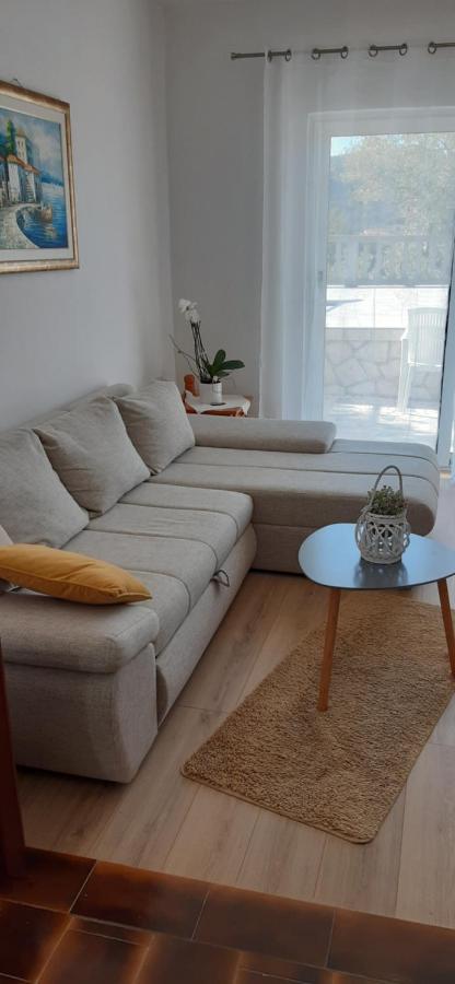 Apartment Zorka Supetarska Draga Exteriör bild